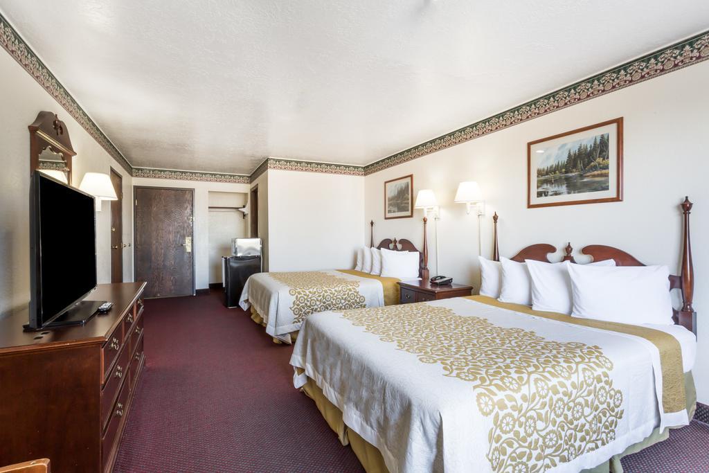 Days Inn By Wyndham Evanston Wy Buitenkant foto